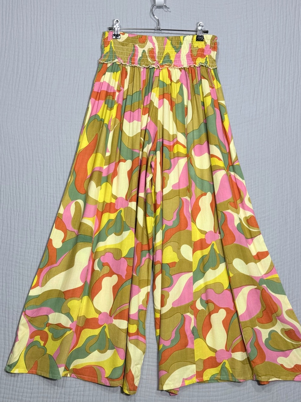Smocked-Waist Wide Leg Palazzo Pants in Pink & Olive Abstract - Picture 3 of 8